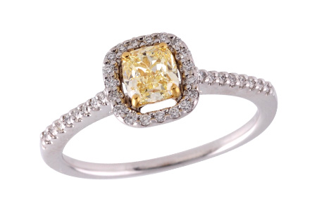 A196-59050: LDR .52 LGT FANCY YELL DIA .66 TW (EGL D14022404)