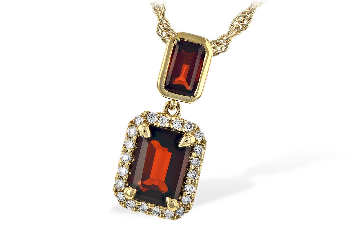 E198-43568: NECK 1.45 TW GARNET 1.56 TGW