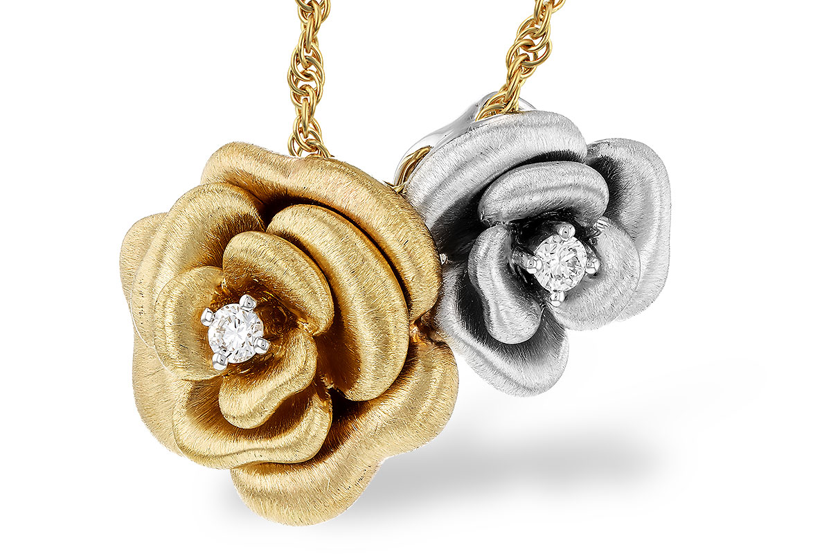 E284-73605: NECKLACE .06 TW