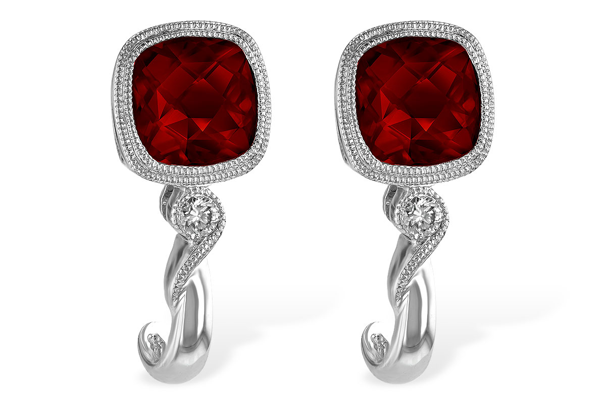 F192-99077: EARRINGS 2.36 GARNET 2.40 TGW