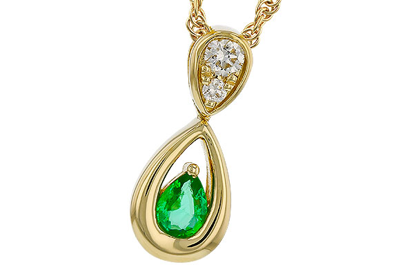 G283-86323: NECKLACE .10 EMERALD .16 TGW (4x3 EMER)