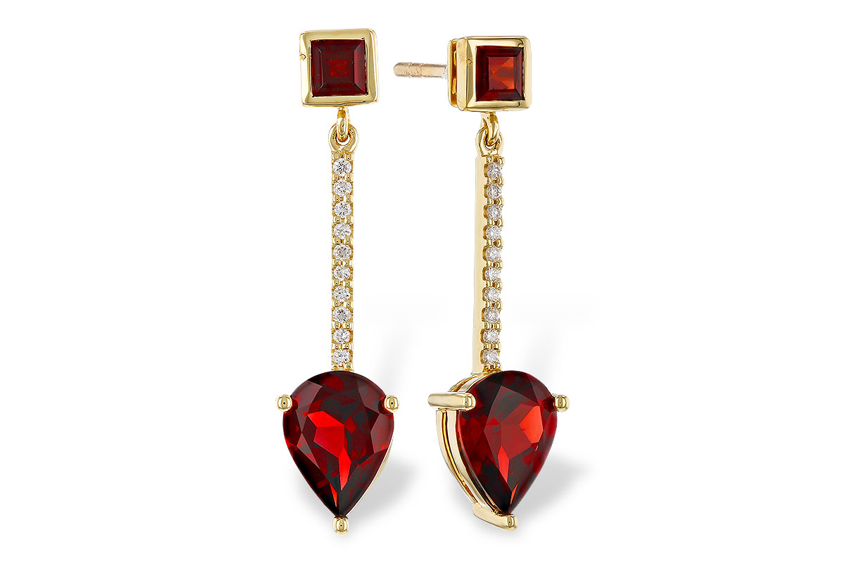 M283-84468: EARRINGS 2.70 TW GARNET 2.77 TGW