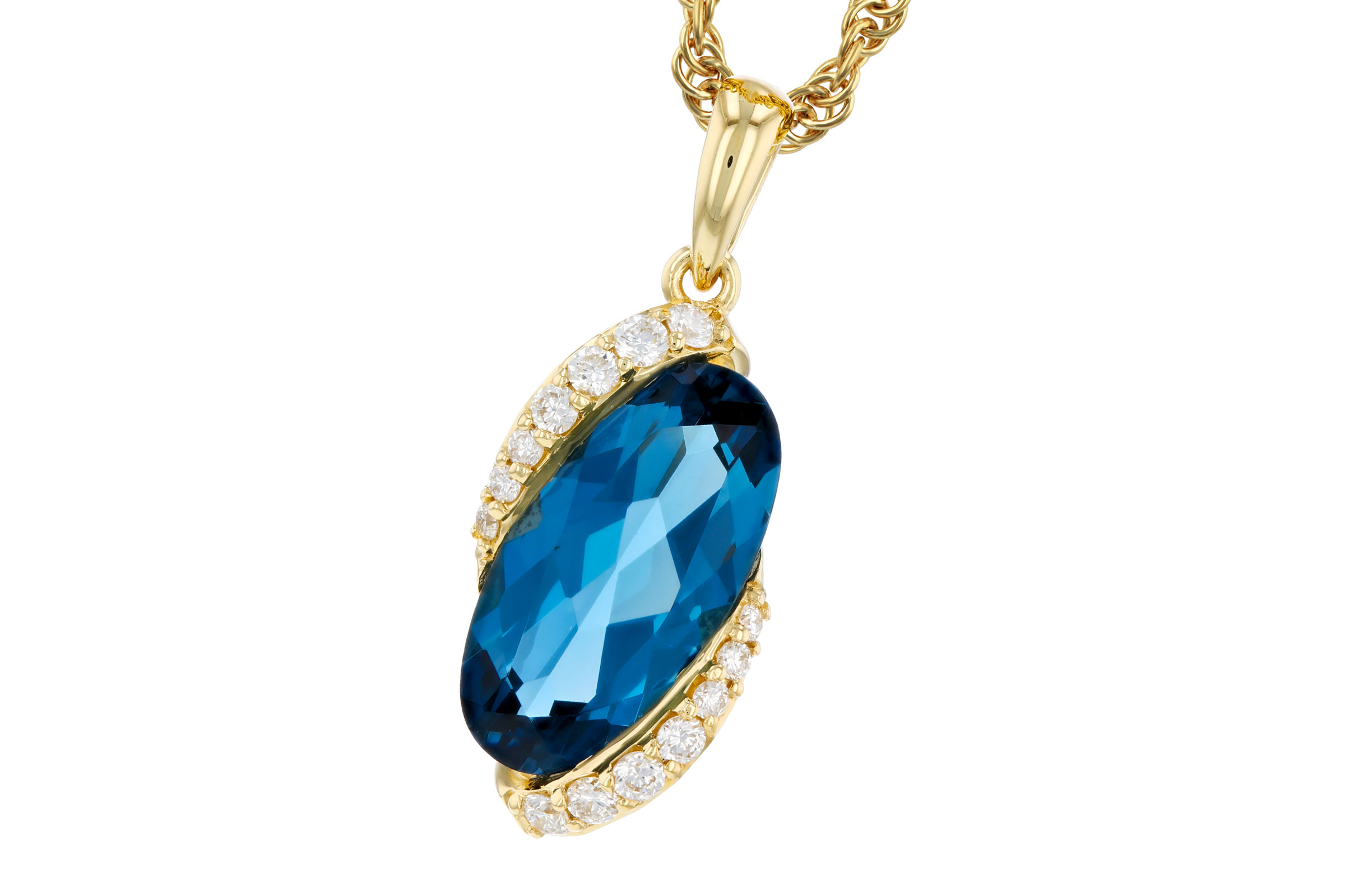 M284-76304: NECK 2.25 LONDON BLUE TOPAZ 2.37 TGW (12x6MM LBT)